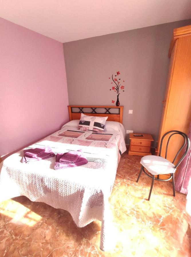 Hostal El Bodegon Ateca Buitenkant foto